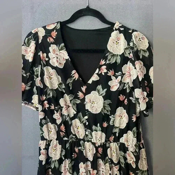 Untagged Floral Midi Dress Sz M/L - Picture 2 of 6